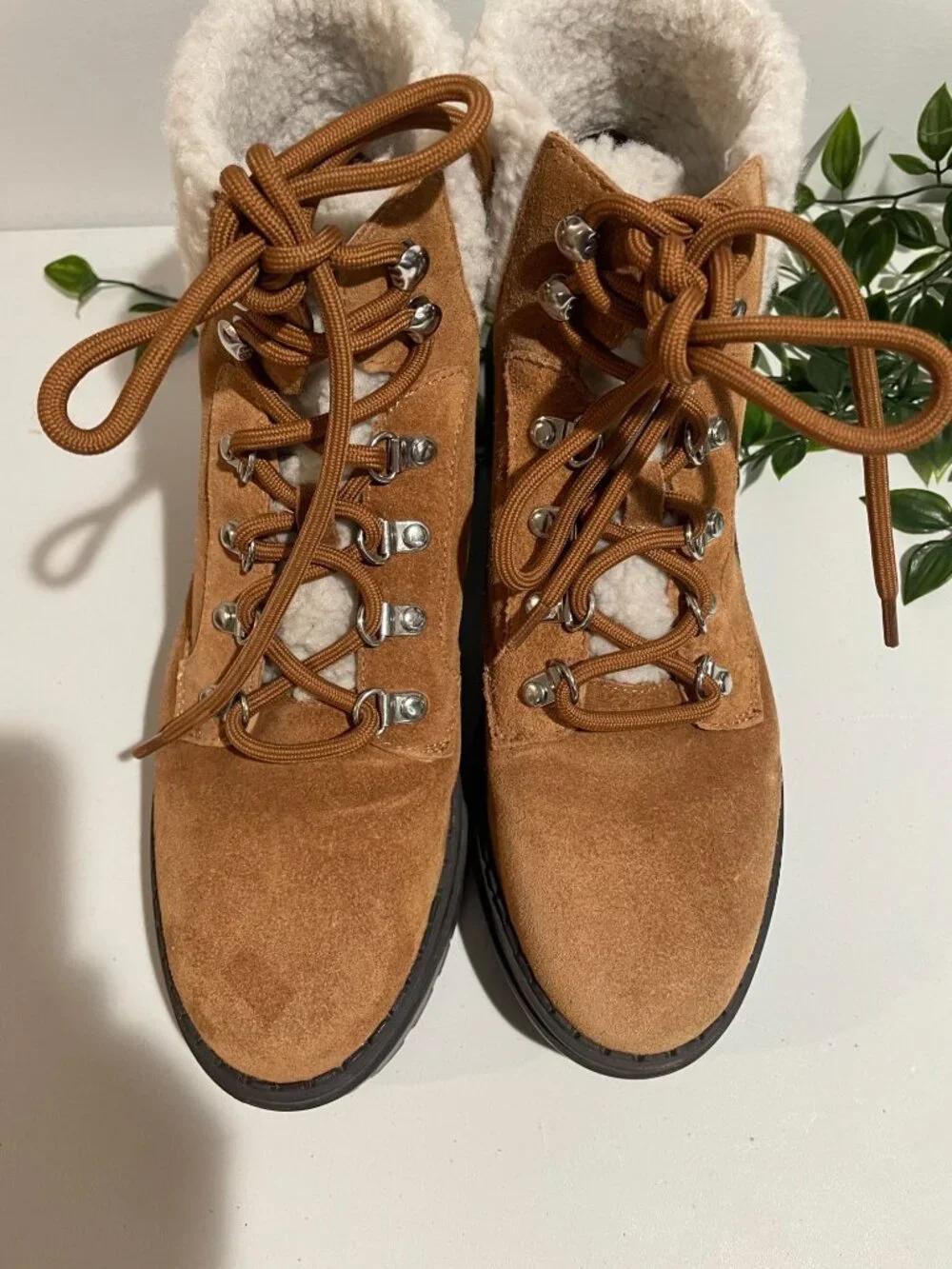 Marc Fisher Womens Faux Fur-Lined Suede Hiking Boots Size 8M Lace-Up CamelBrown